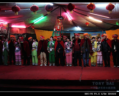 Image 24: http://farm1.static.flickr.com/149/370806606_3a117bc382.jpg?v=0